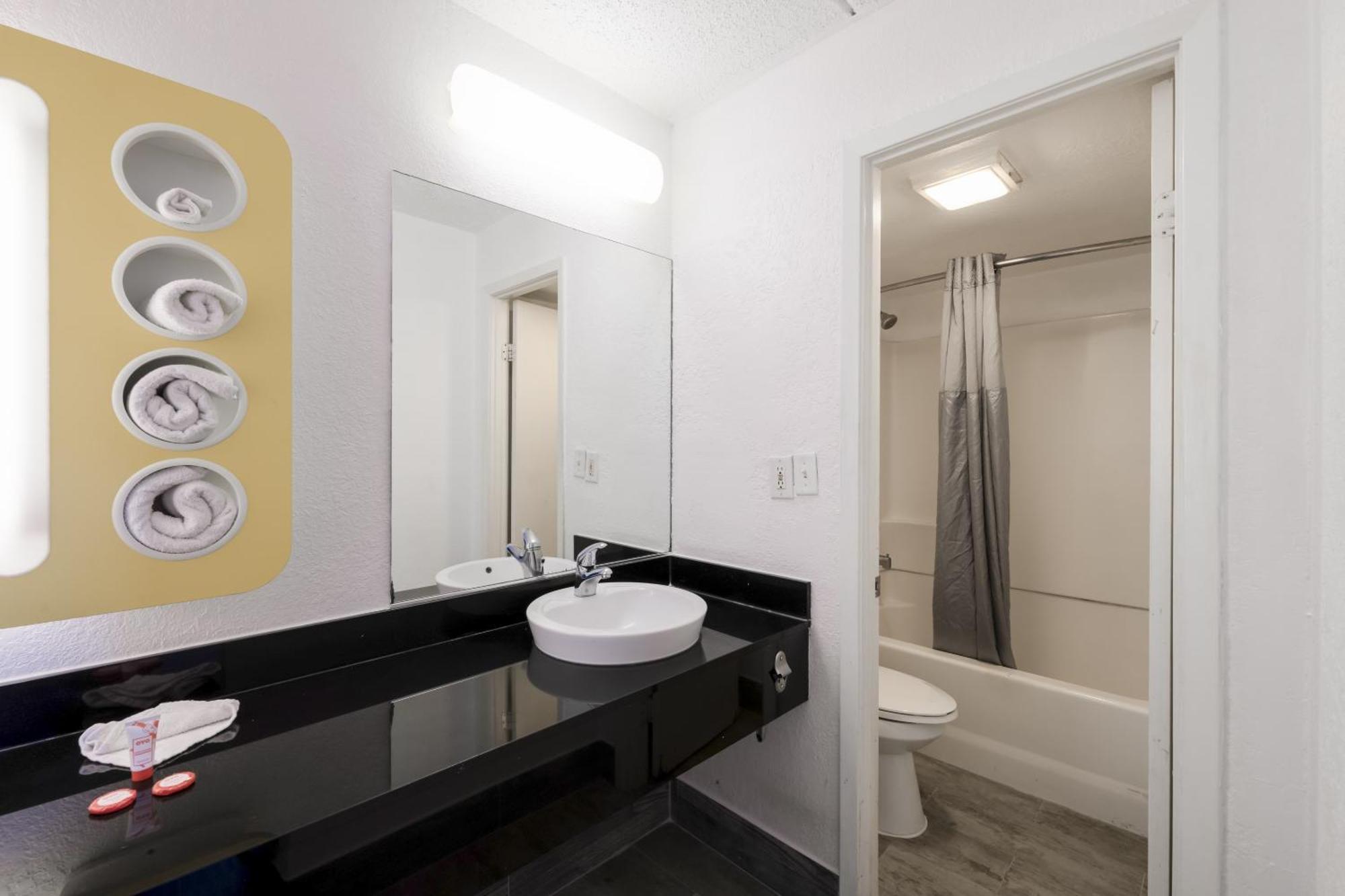 Oyo Hotel Houston Katy Freeway Exteriér fotografie
